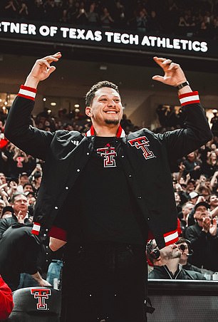 Patrick Mahomes se vuelve viral por su celebracion ya que