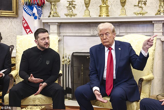 El presidente Donald Trump y el presidente de Ucrania, Volodymyr Zelensky, fueron vistos sentados uno al lado del otro frente a la chimenea en la Oficina Oval.