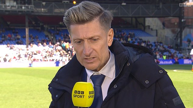 El copropietario de Crystal Palace, Steve Parish, acusó a Roberts de poner en peligro a un compañero profesional y tal vez incluso su vida en el medio tiempo en respuesta al tackle de terror en Selhurst Park