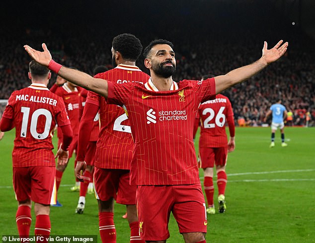 El talismán de Liverpool, Mo Salah, mientras tanto, ha marcado 30 goles para los Rojos esta temporada