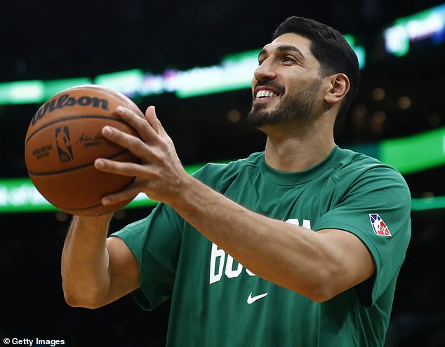 El hombre de 32 años, en la foto aquí en 2021, jugó recientemente para los Boston Celtics