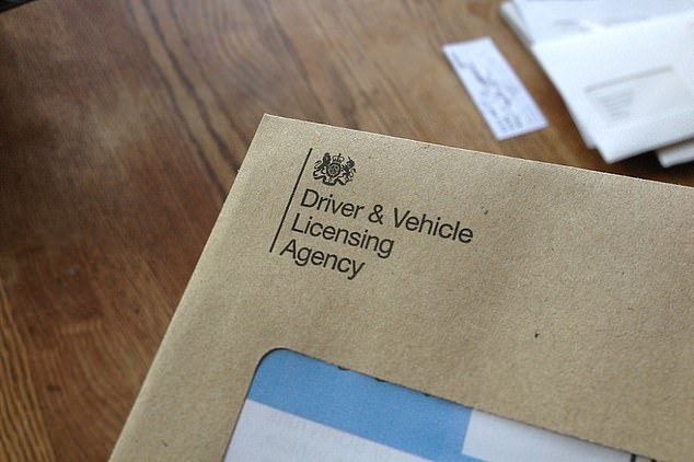 El pensionista, de Dudley en West Midlands, fue procesado por DVLA cuando descubrieron, en septiembre del año pasado, que el seguro en su Ford había expirado (imagen de stock)