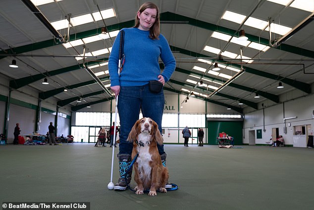 El nativo de Wiltshire está disfrutando de la oportunidad de protagonizar el mundo de los perros de fama mundial junto a su cocker de seis años que trabaja.