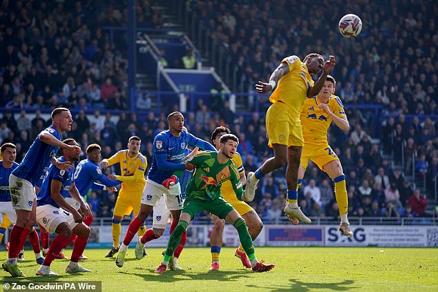 A pesar del resultado, los Leeds siguen siendo la mejor parte de la mesa del campeonato, pero solo en la diferencia de goles