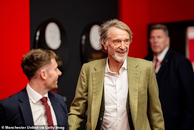 El copropietario de los Red Devils, Sir Jim Ratcliffe, promete entregar el mejor estadio de fútbol de World's.