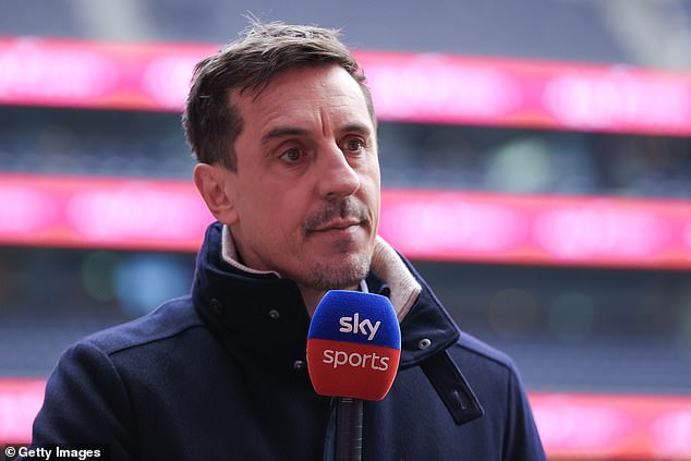 Manchester United anunció la noticia con un video narrado por el ex capitán Gary Neville