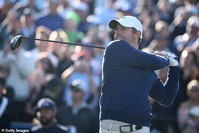 McIlroy fue compuesto, tomando una ventaja de un disparo en Spaun después del hoyo 16 antes de jugar un brillante-shot en el 17 y un enfoque impresionante el 18 para prepararse para la victoria