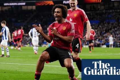 Joshua Zirkzee ayuda al Manchester United a ganar un empate en la Sociedad