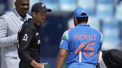 39India vs New Zealand Champions Trophy Trophy Final es ser