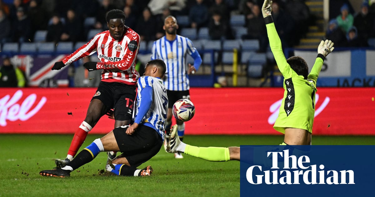 El golpe en disputa de Eliezer Mayenda ayuda a Sunderland a hundir Sheffield el miércoles