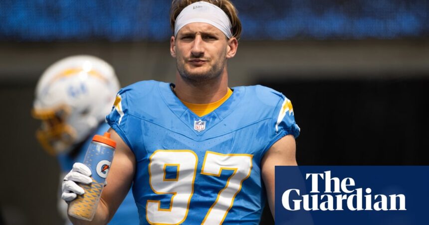 Los Chargers de Los Ángeles lanzan el cinco veces Pro Bowler Joey Bosa después de nueve temporadas