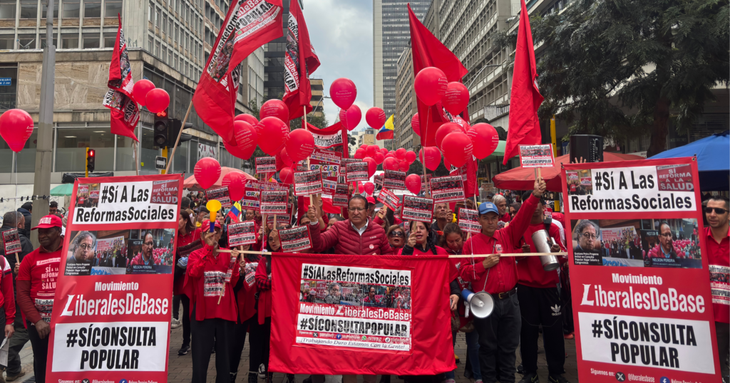 A pesar de las manifestaciones la referencia laborista de Petro