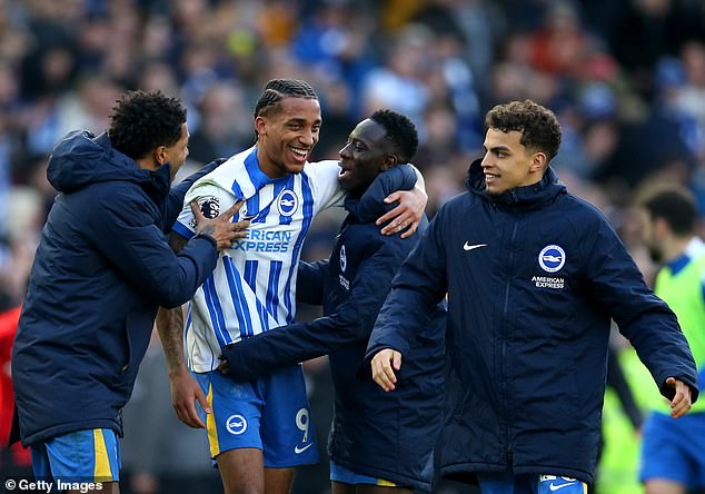 Las gaviotas ahora se encuentran en el sexto lugar en la mesa de la Premier League, a solo un punto fuera de Man City en cuarto lugar