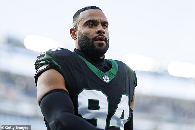 La ex estrella de los Jets Solomon Thomas firma un