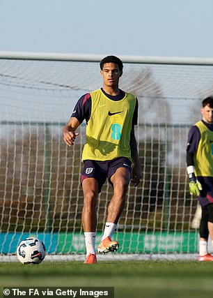 El joven de Liverpool, Jarell Quansah, ha tenido que conformarse con apariciones sustitutivas en este término